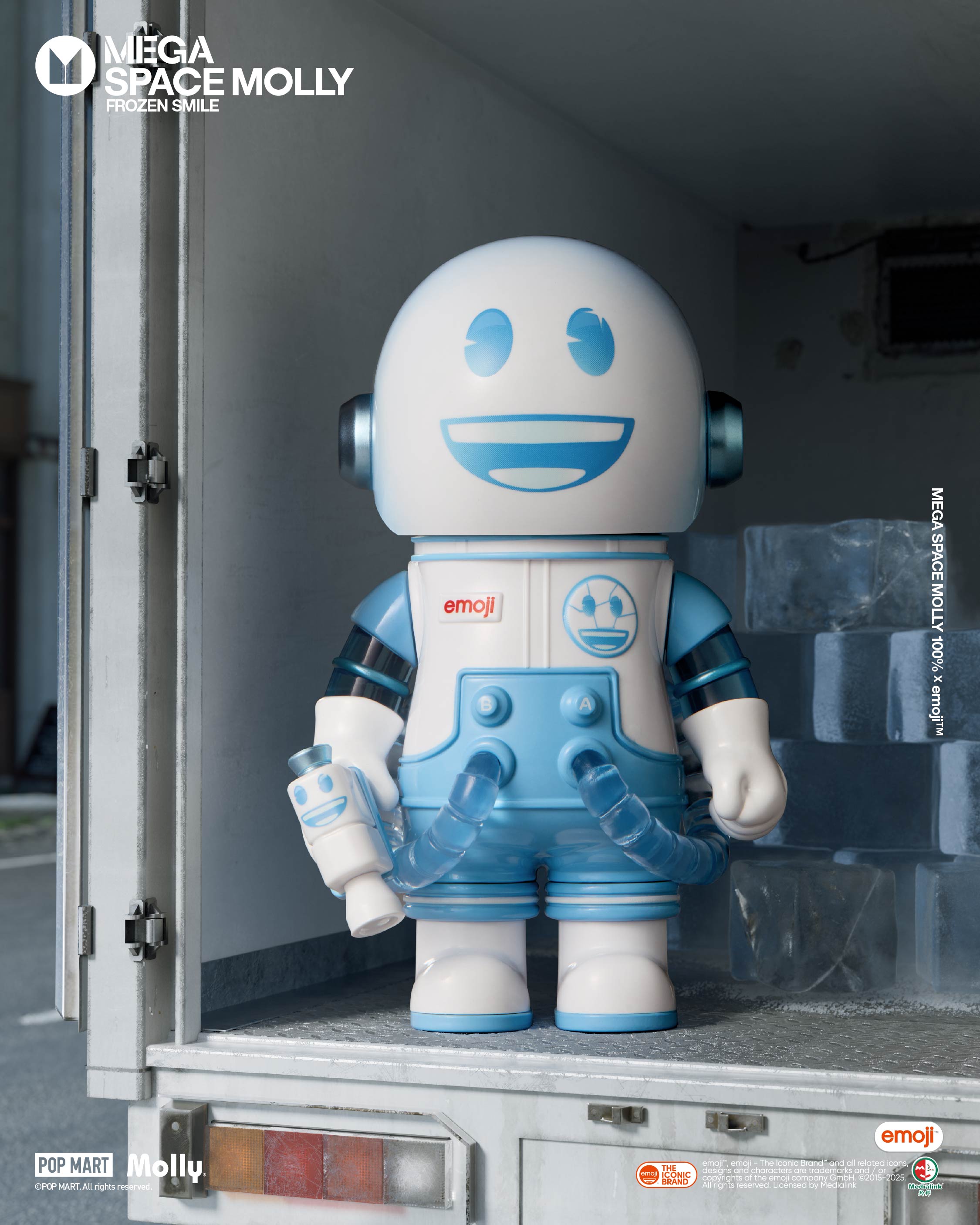 POP MART MEGA SPACE MOLLY 100% × emoji™ Series