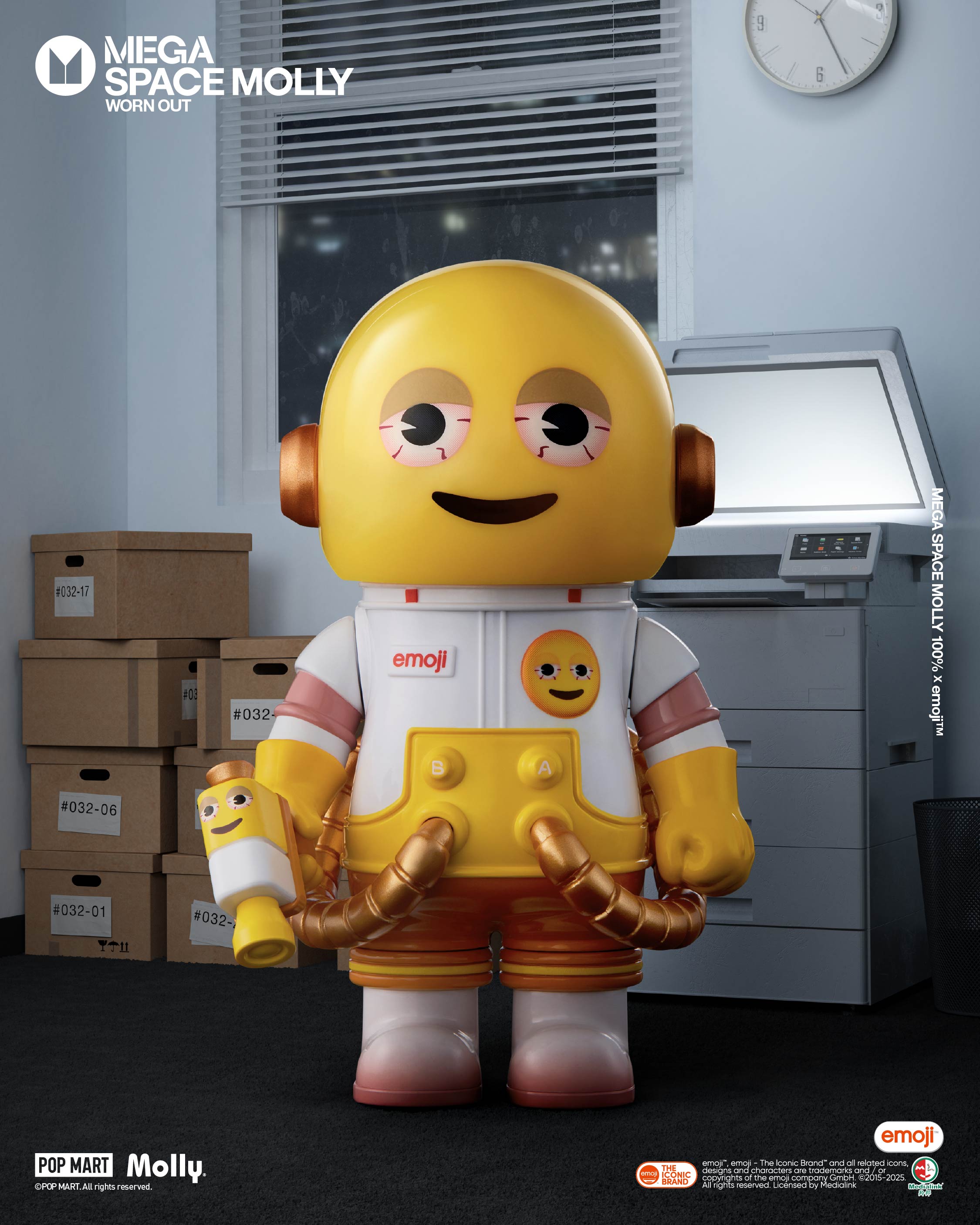 POP MART MEGA SPACE MOLLY 100% × emoji™ Series