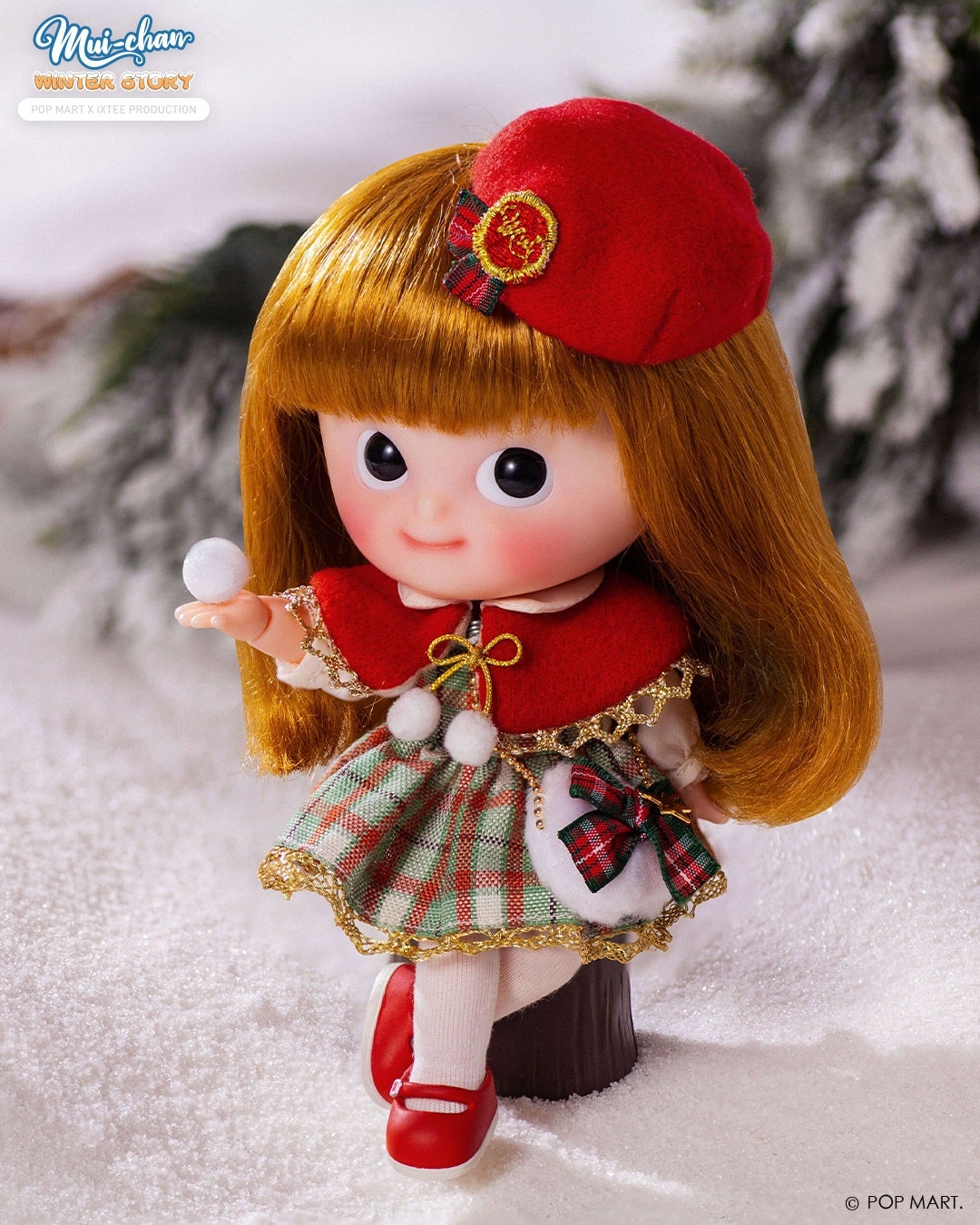 POP MART Mui-chan Winter Story Mini Doll (Christmas Bakery House)
