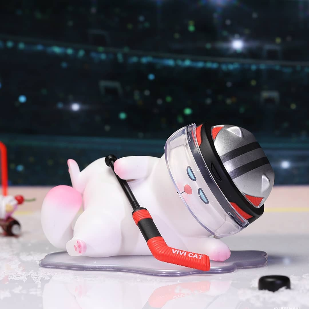 POP MART Vivicat Helmet Series